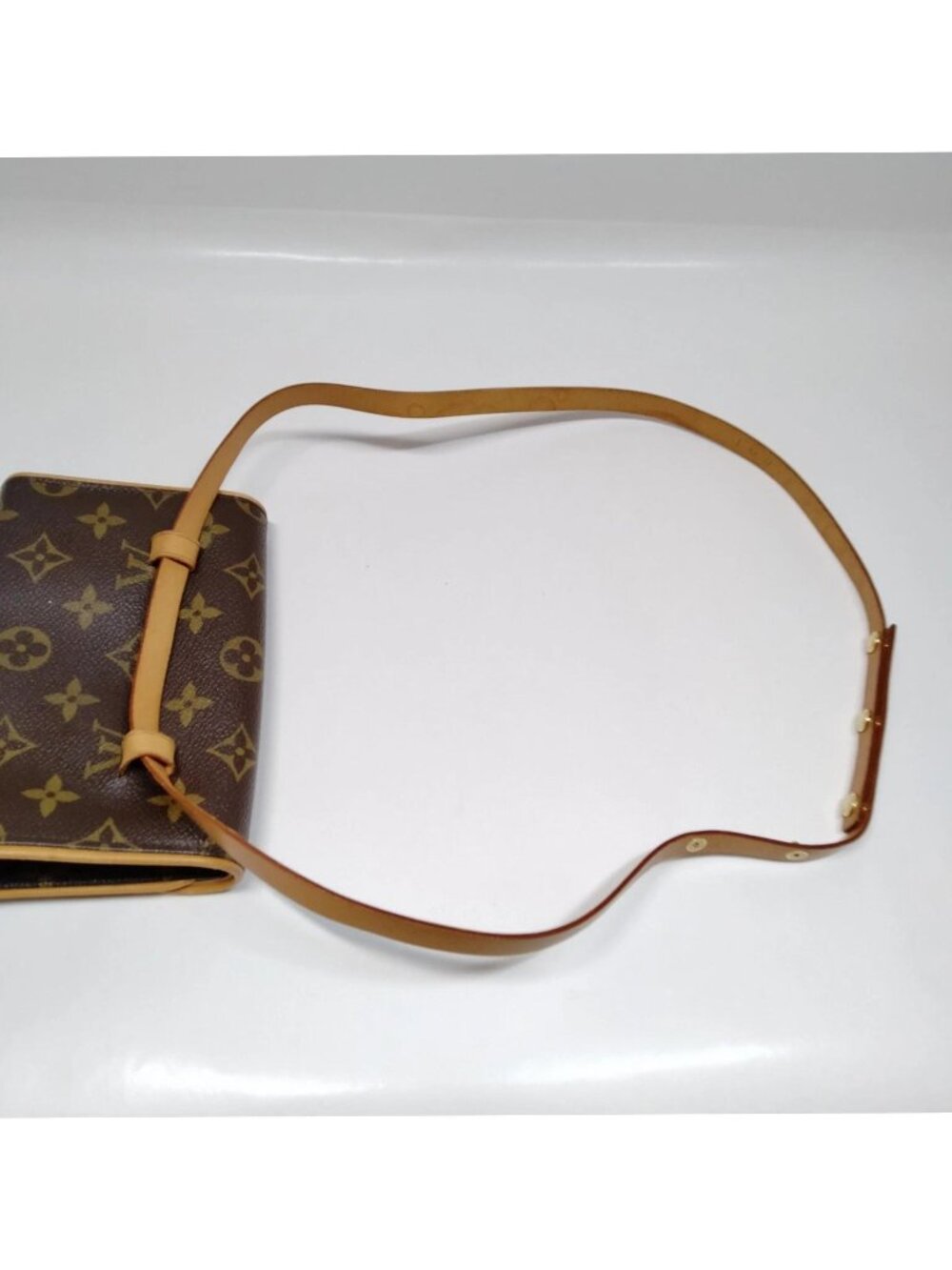Authentic Louis Vuitton Pochette Florentine Monogram Belt Bag Waist Pouch - Picture 8 of 16